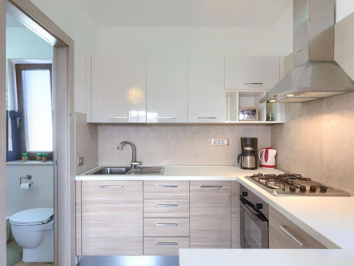 Holiday Home Villa Amaii By Interhome Karigador Luaran gambar